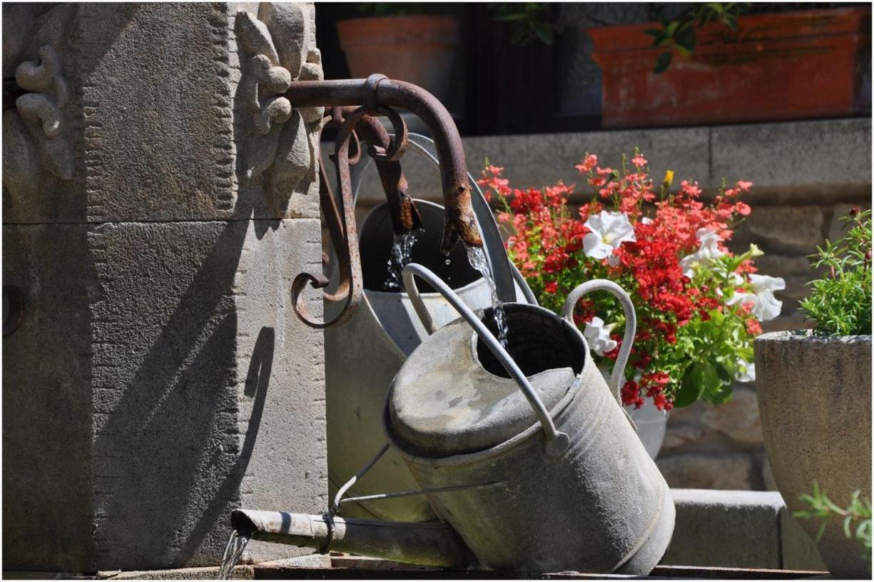 La Figuiere Fontaine De Vaucluse Bed & Breakfast Exterior photo